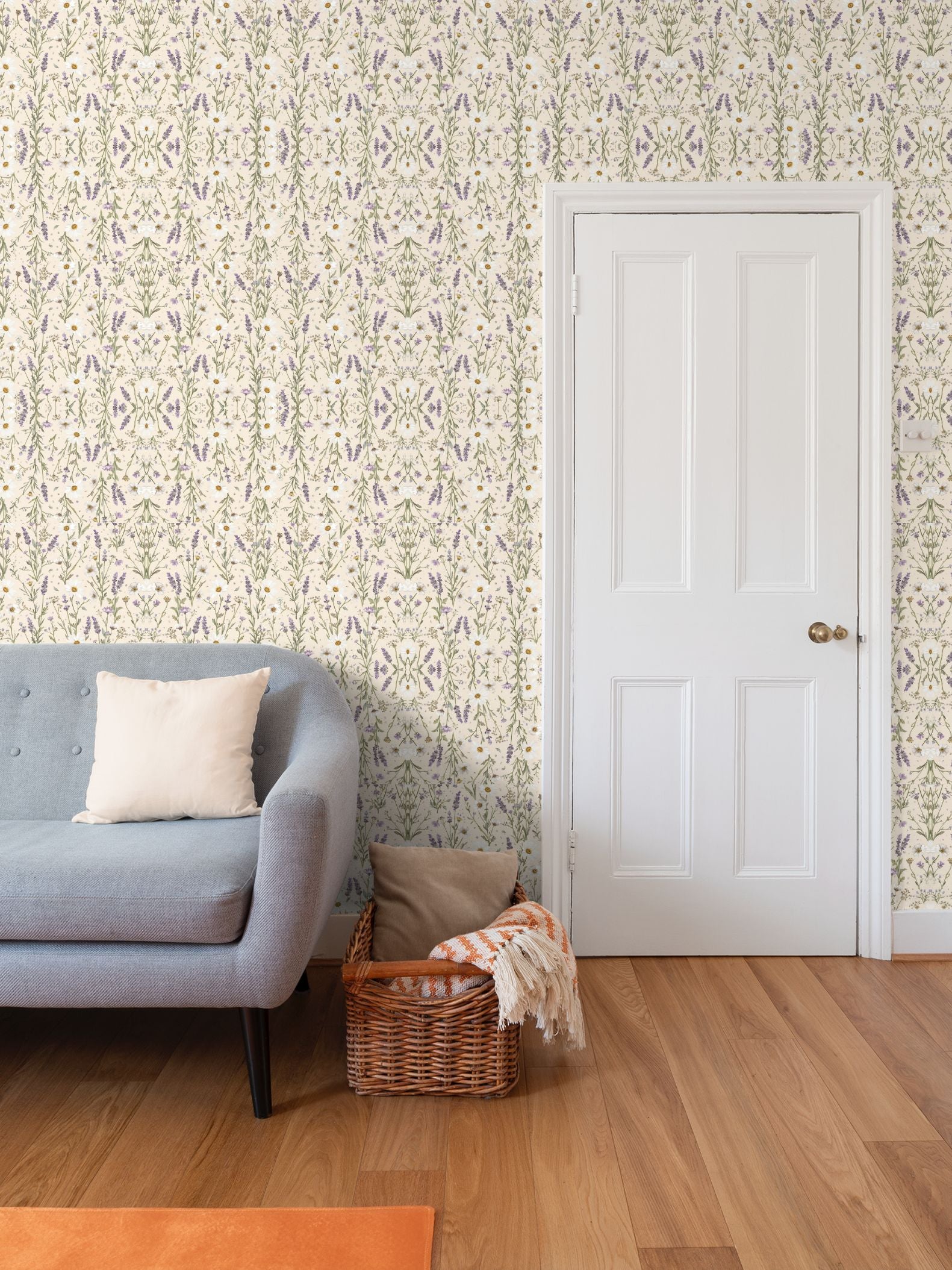 Meadow Bloom – Daisy & Lavender Botanical Wallpaper